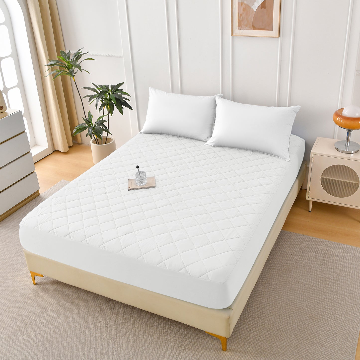Waterproof Mattress Protector - Quilted Ultrasonic Cover, Twin/Full/Queen/King, Breathable and Machine Washable