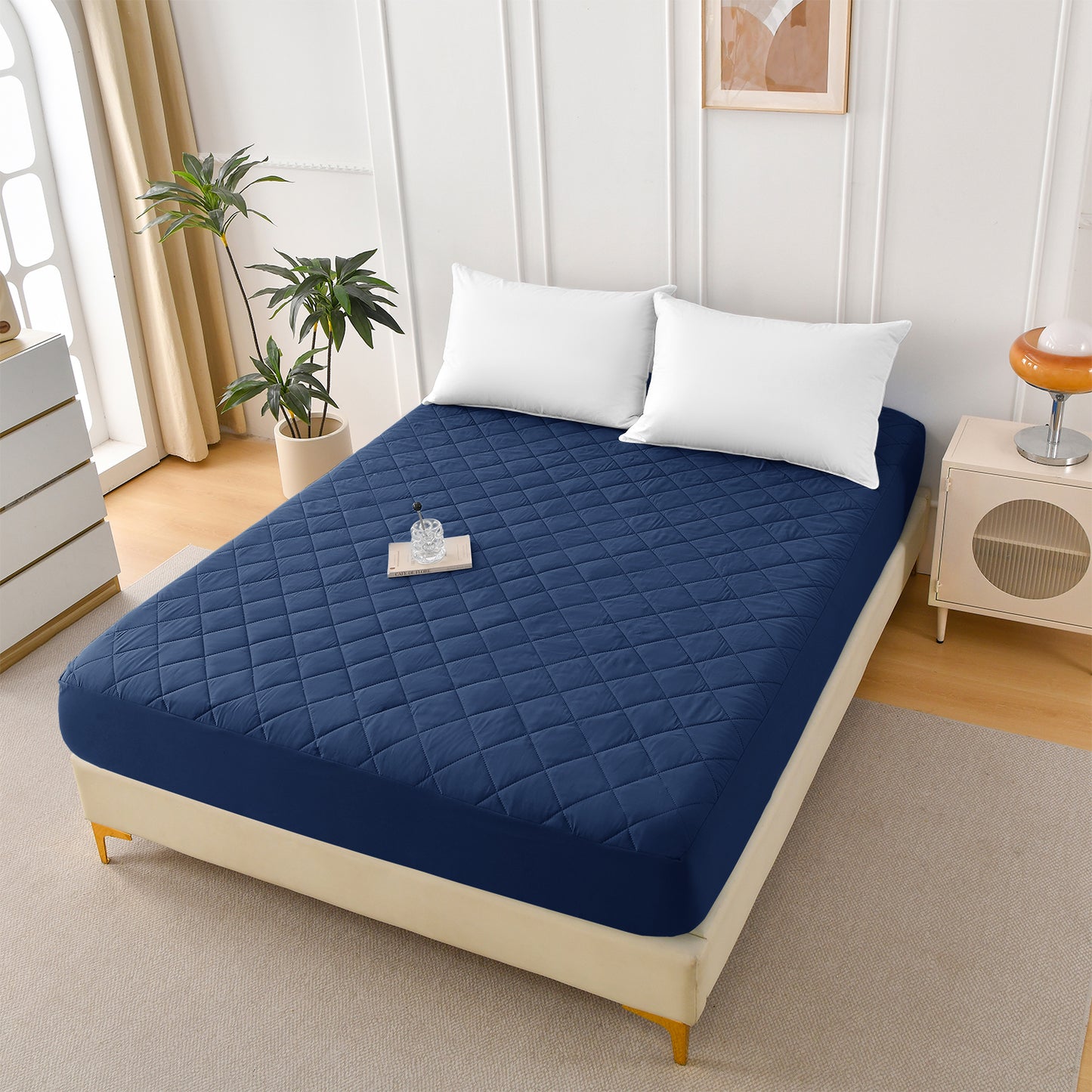 Waterproof Mattress Protector - Quilted Ultrasonic Cover, Twin/Full/Queen/King, Breathable and Machine Washable