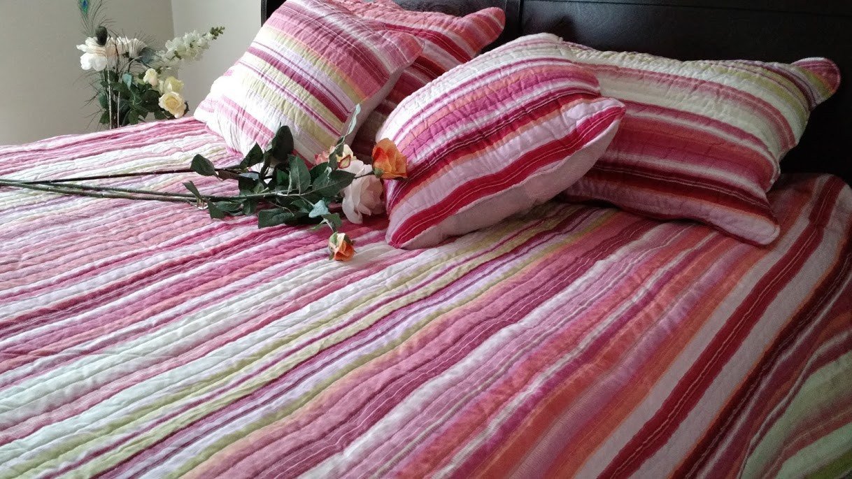 Boho Reversible Quilt Set - Vibrant Pink & Red Stripes